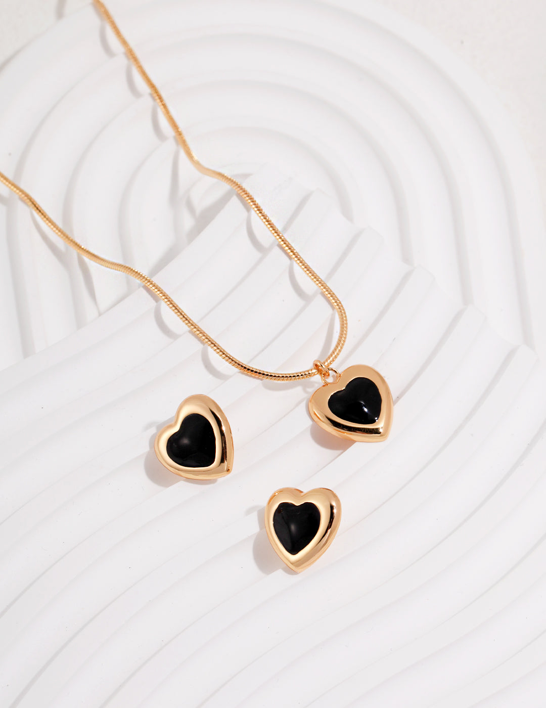 Gilded Heart Pendant Necklace