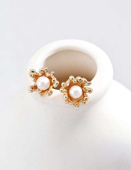 Blooming Wave Pearl Earrings