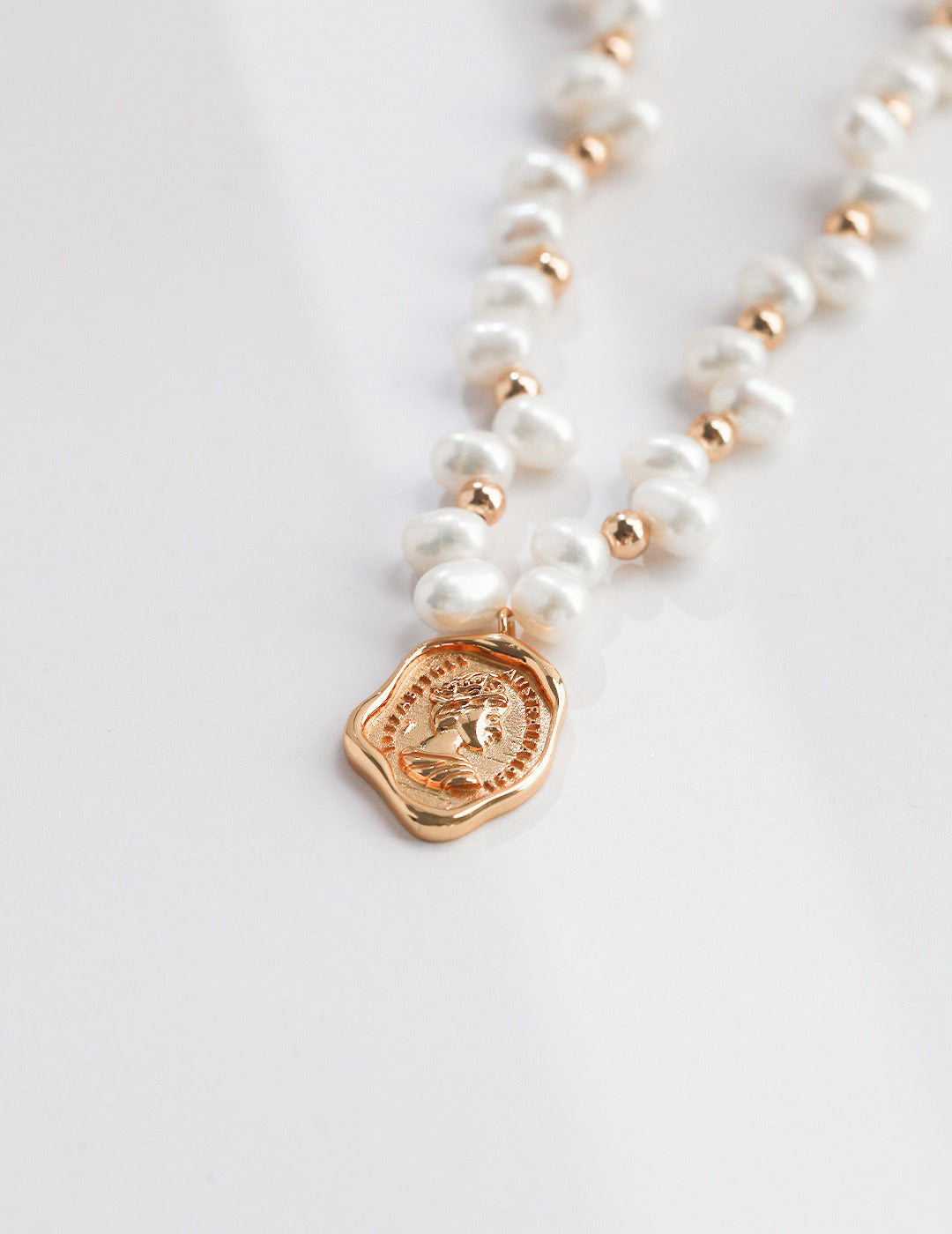 Regal Pearl Necklace