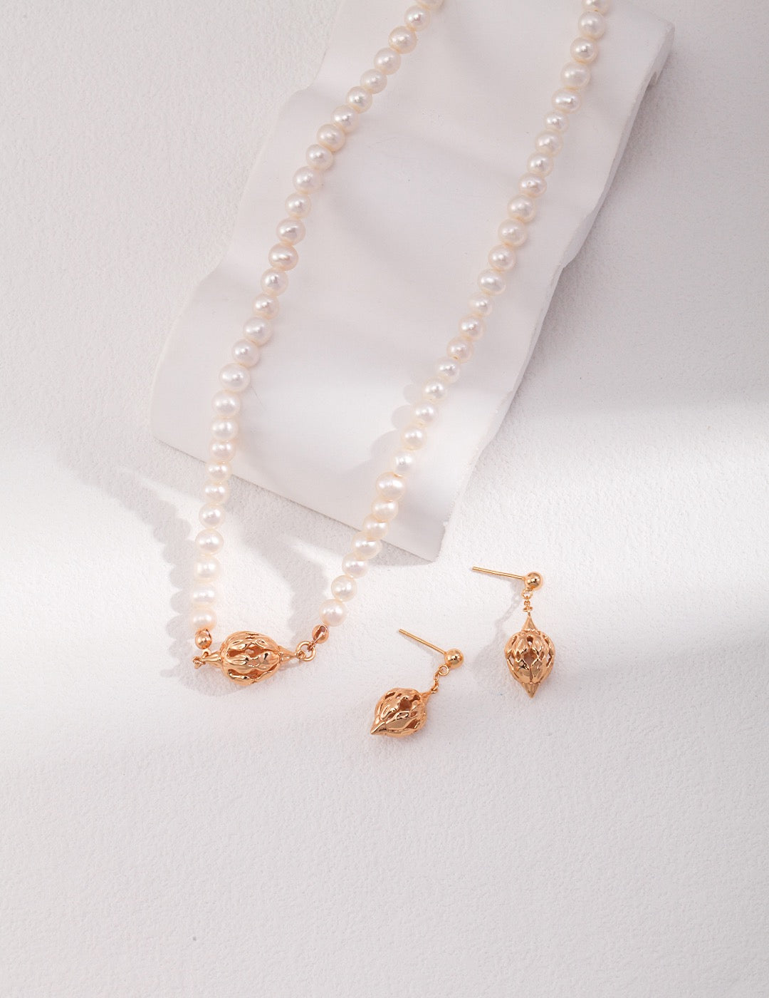 Golden Blossom Jewelry Set