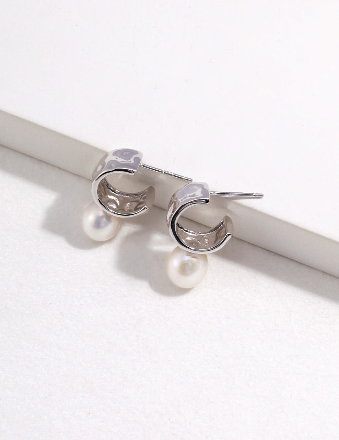 Simple Pearl Earrings