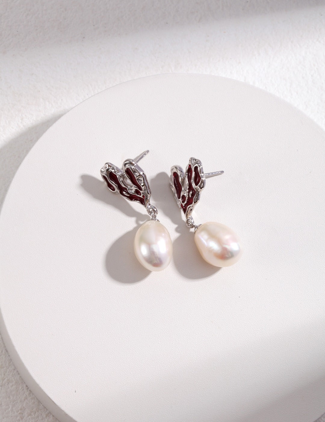 Crimson Heart Pearl Earrings